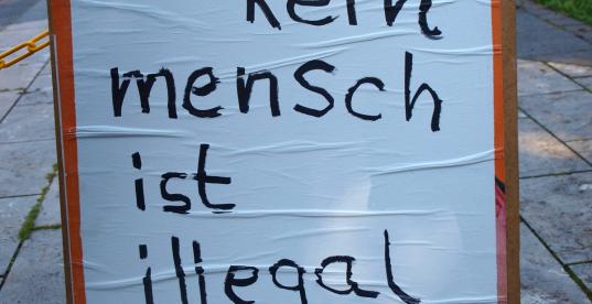 Kein Mensch ist illegal!