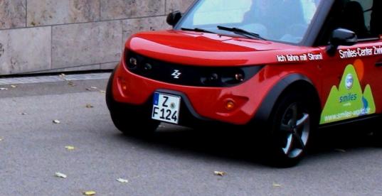 E-Auto vor Landtag