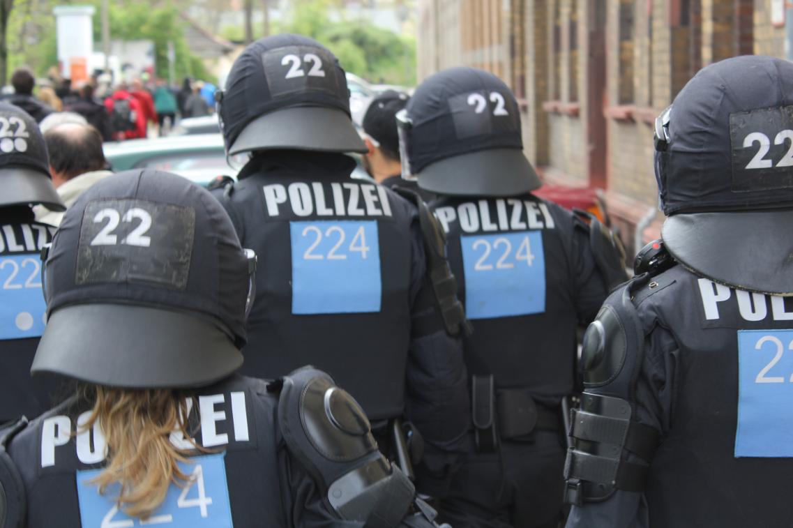 Polizei 