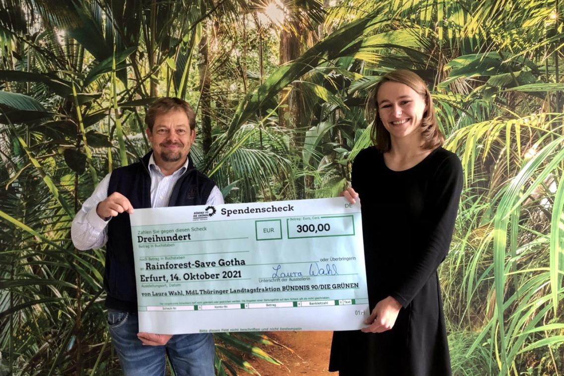 Laura Wahl zu Gast bei der Stiftung Rainforest-Save in Gotha Laura Wahl zu Gast bei der Stiftung Rainforest-Save in Gotha