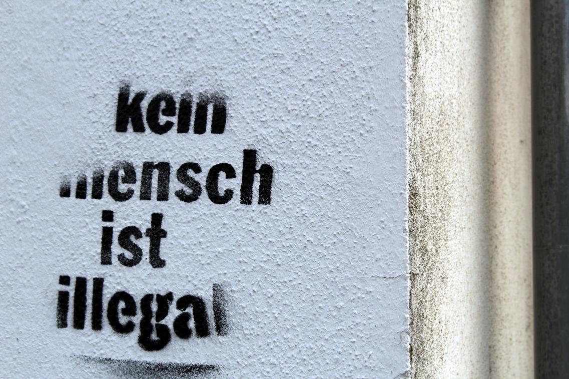 zentrale Ausländerbehörde schaffen