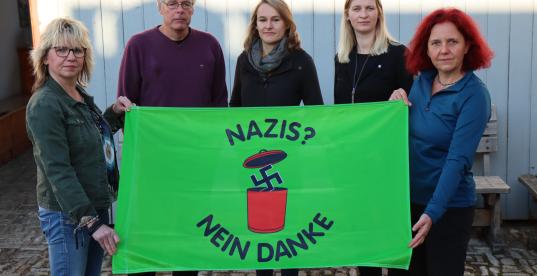 Babett, Olaf, Laura, Madeleine, Astrid | Nazis? Nein Danke