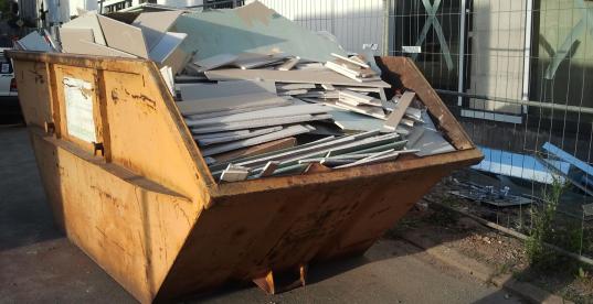 Bauschuttcontainer