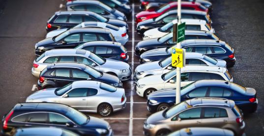 parkplatz auto supermarkt einkaufen